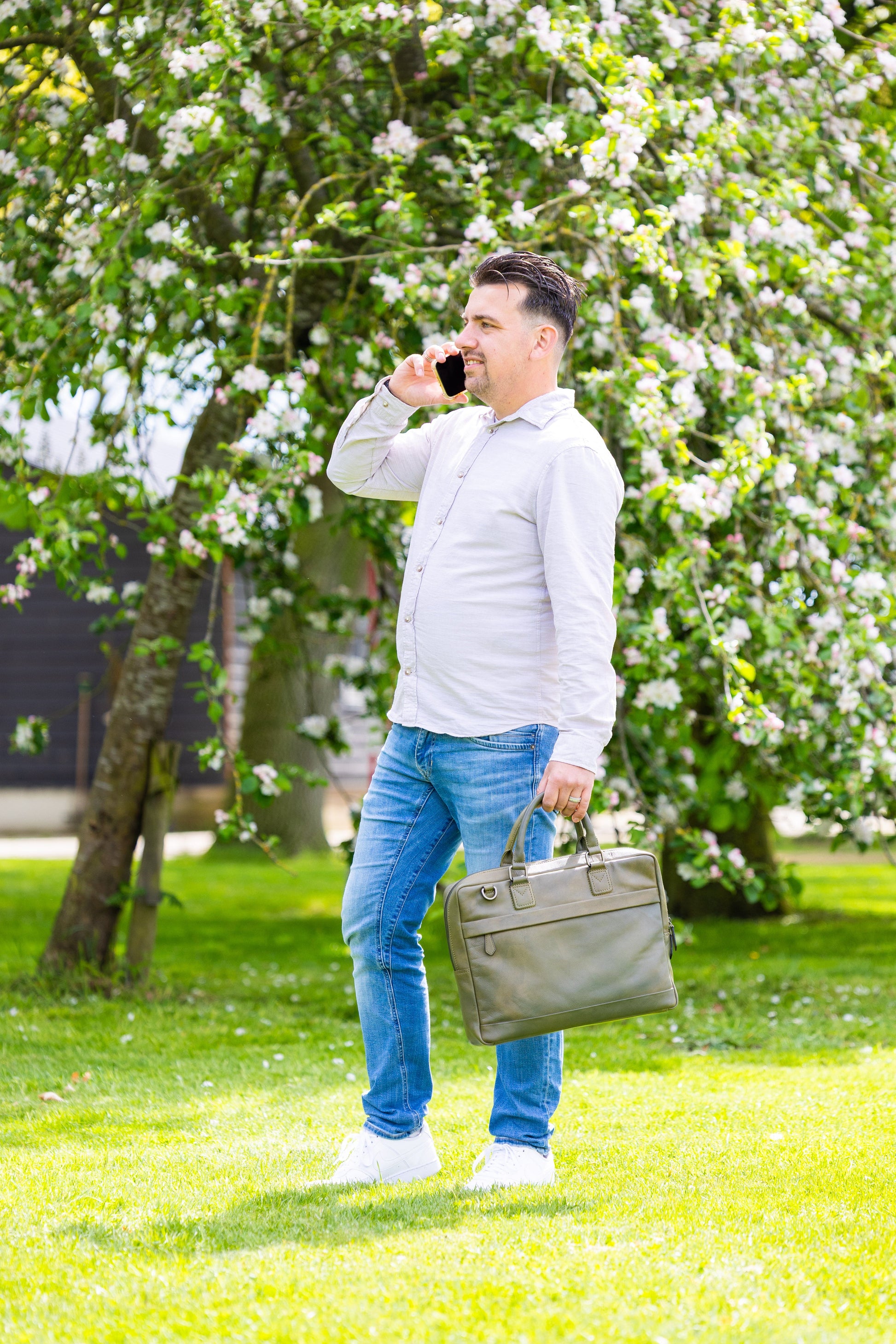 Leren Laptoptas Olijf Mathé - Lioné - Lioné