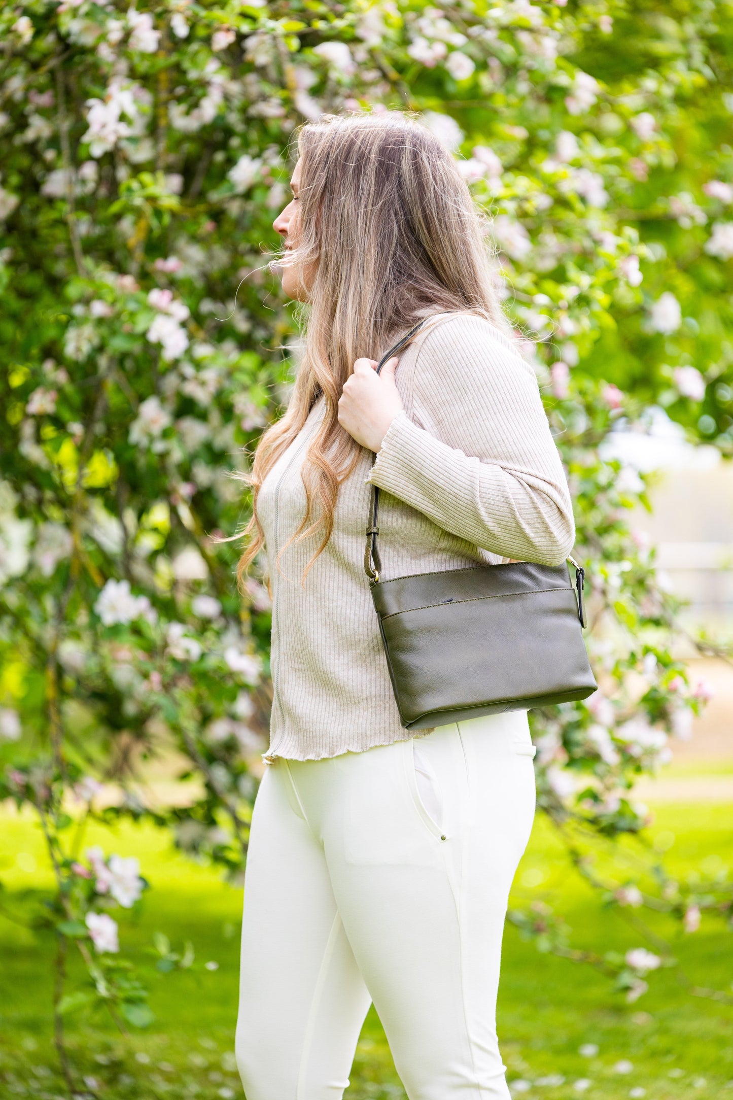 Leren Schoudertas Olijf Liza - Lioné - Lioné