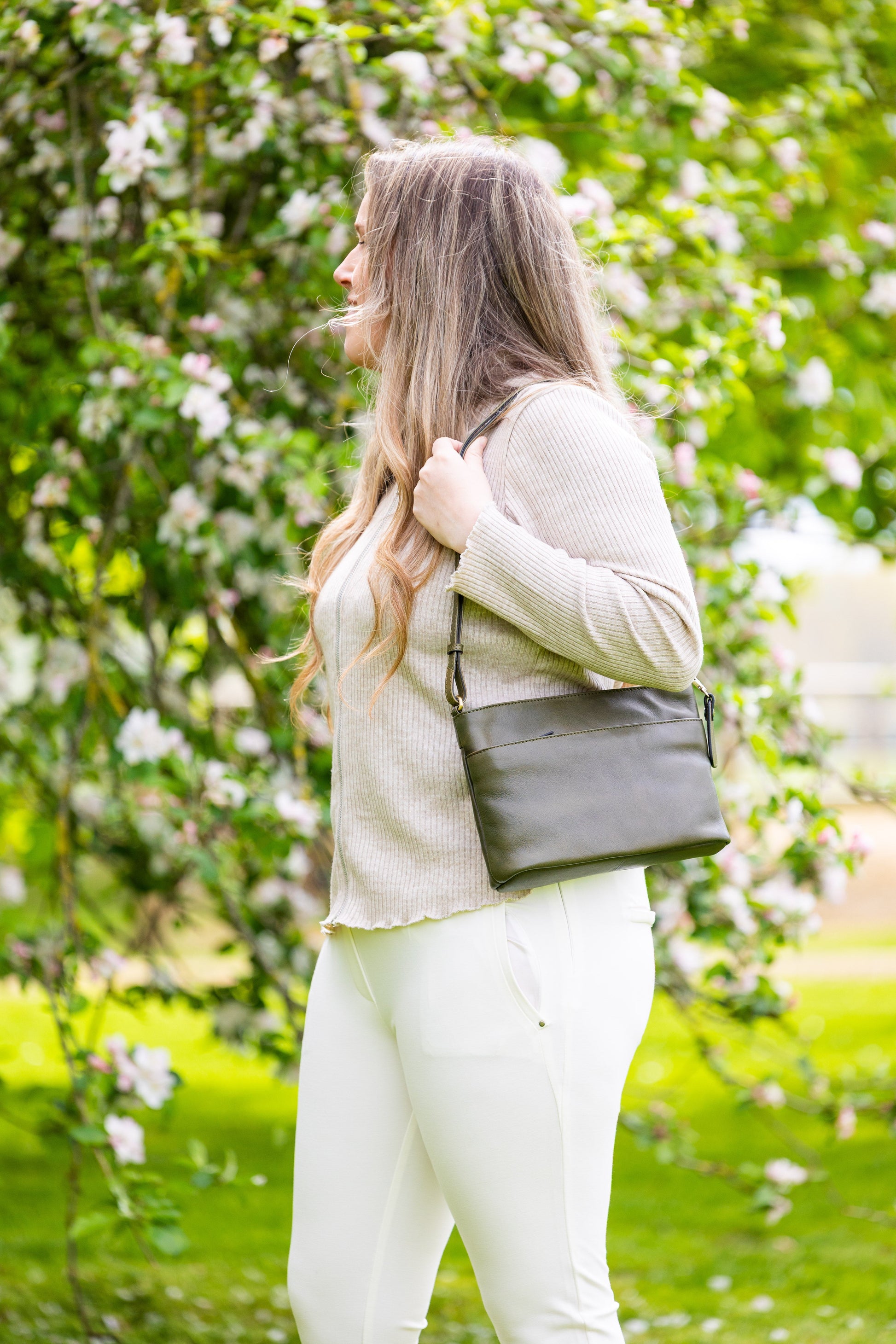 Leren Schoudertas Olijf Liza - Lioné - Lioné