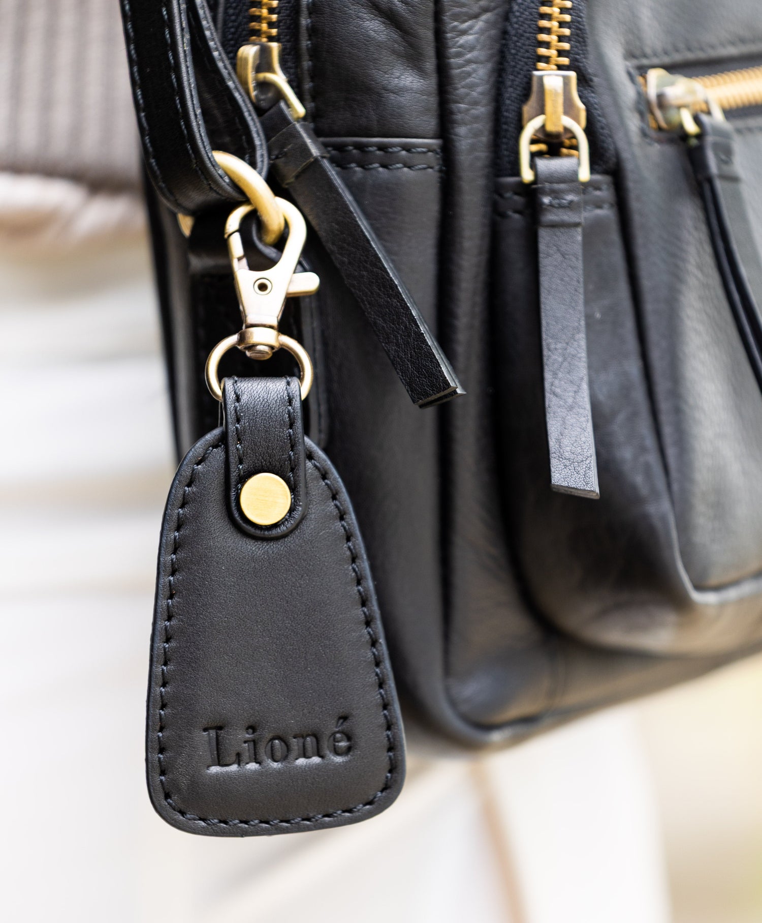 Leren Schoudertas Zwart Eva - Lioné - Lioné