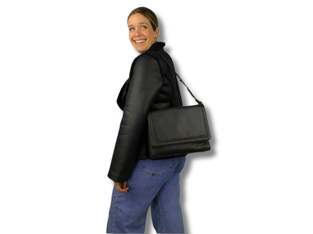 Zwarte Leren Schoudertas Dames – Amber | Just Lioné - Lioné - Lioné